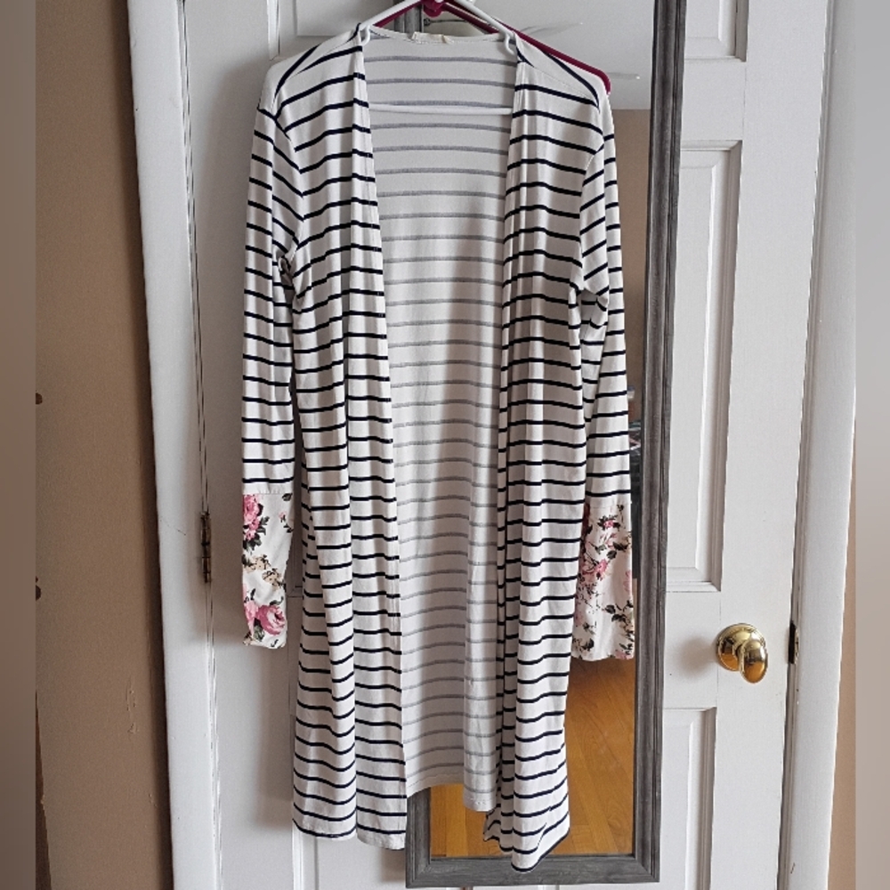 Reborn J Women's Striped Floral Cardigan Sweater S White Black Pink